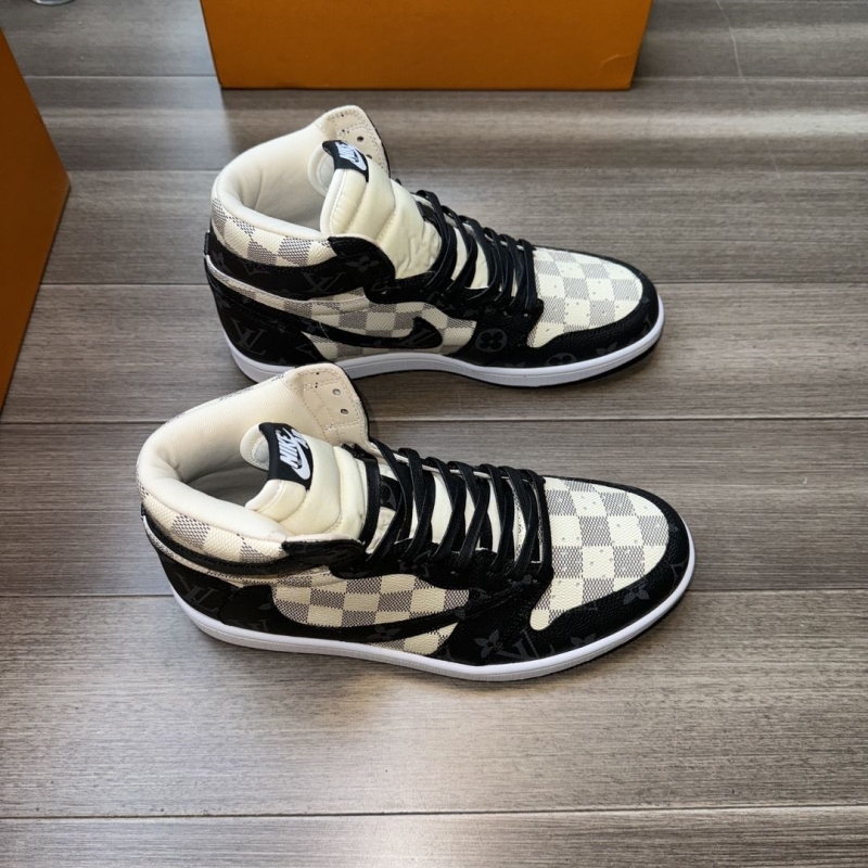 l**is V*t*n sneakers